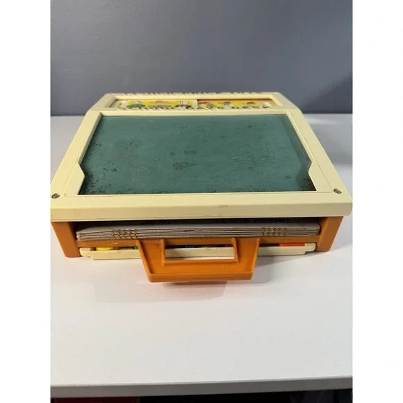 Vintage Original 1972 Fisher Price School Days Portable Play Desk - Picture 11 of 11